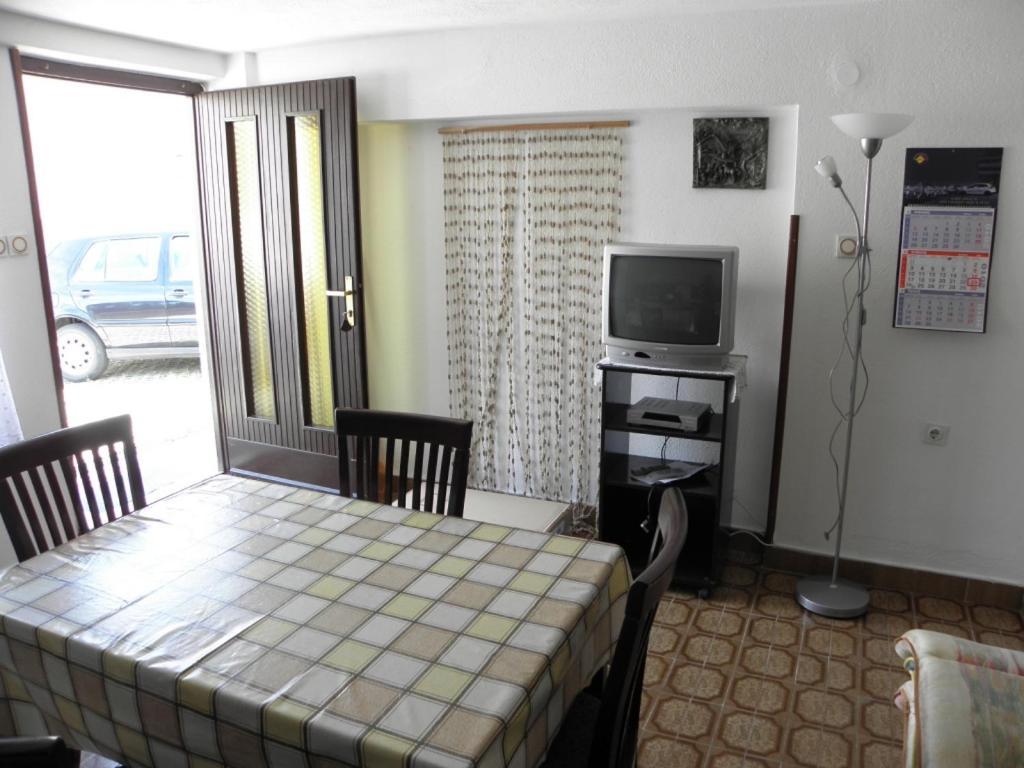 Apartments Milan In Baska Kültér fotó