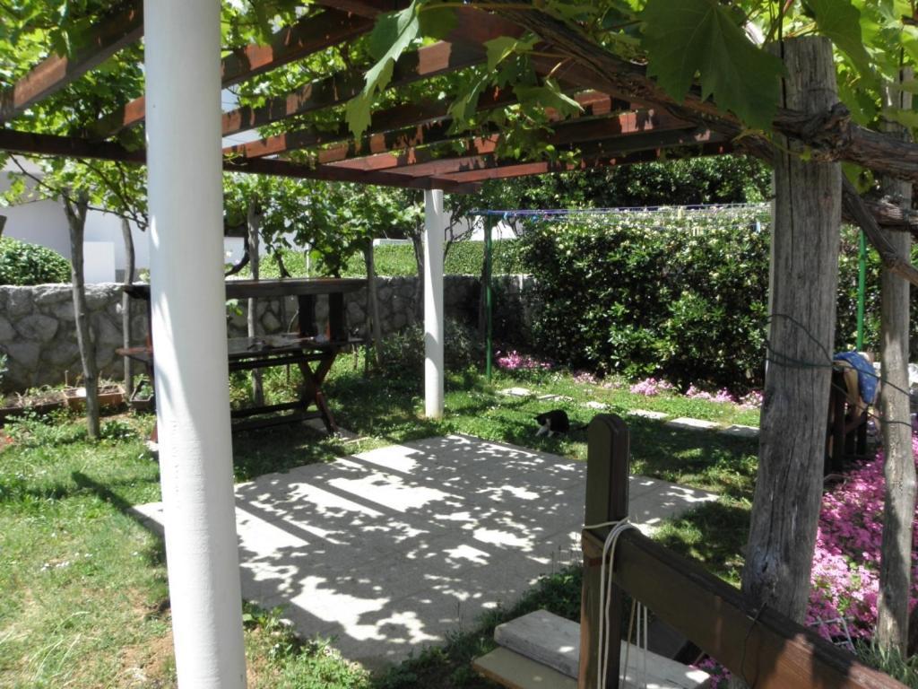 Apartments Milan In Baska Kültér fotó