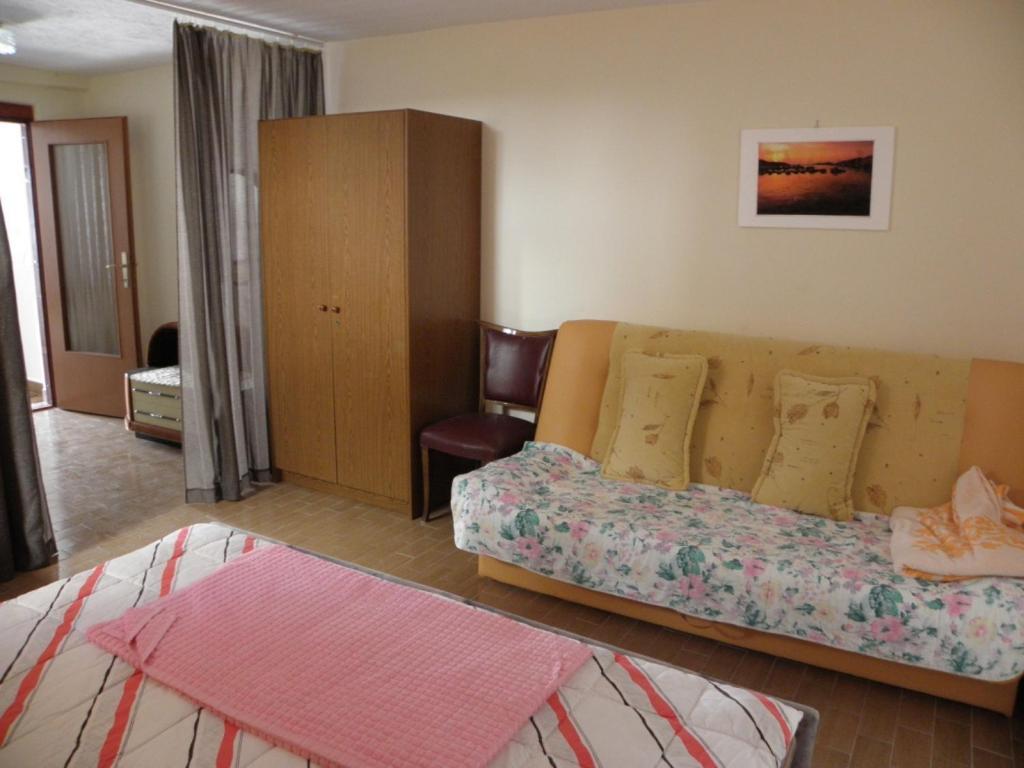 Apartments Milan In Baska Kültér fotó