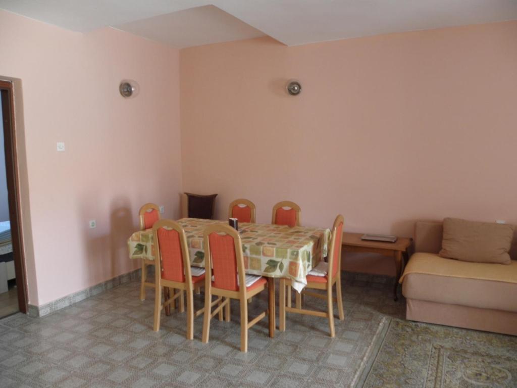 Apartments Milan In Baska Kültér fotó