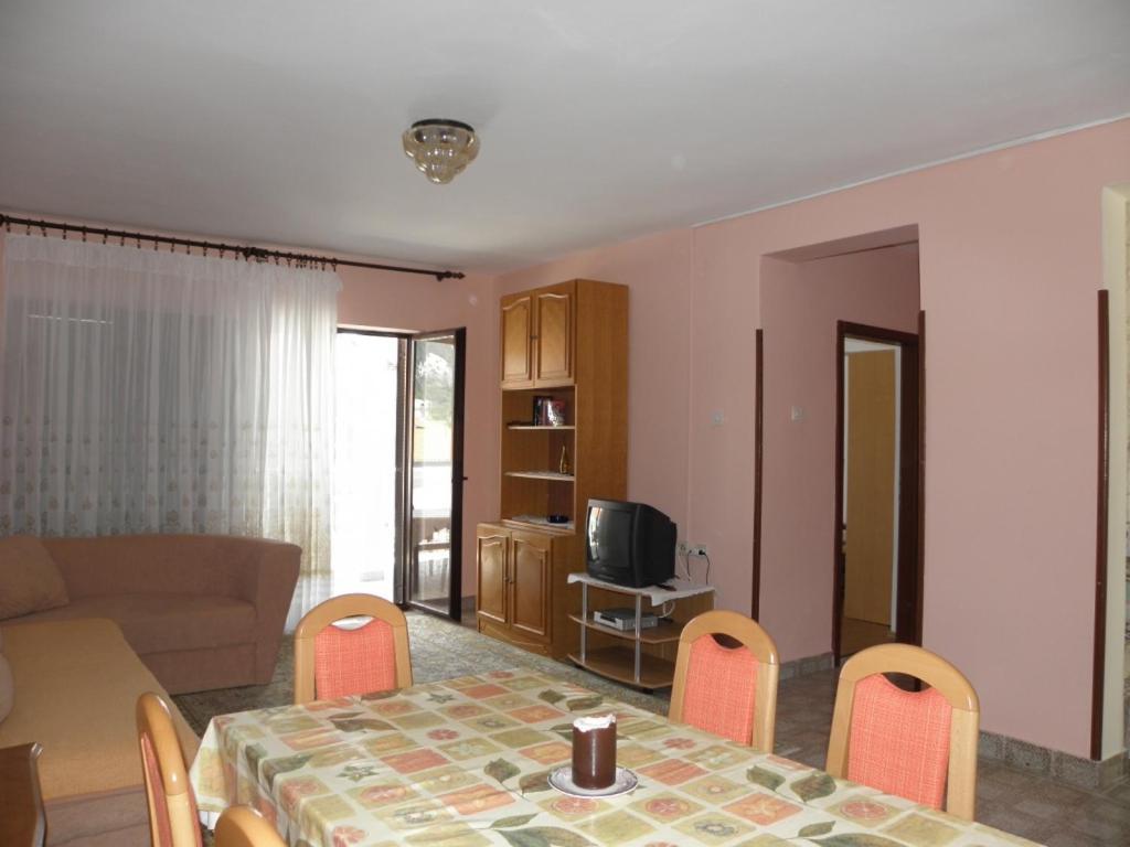 Apartments Milan In Baska Kültér fotó