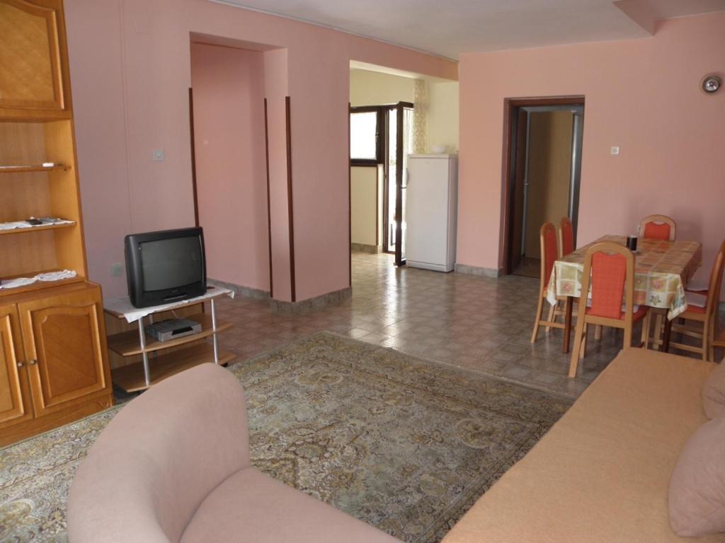 Apartments Milan In Baska Kültér fotó