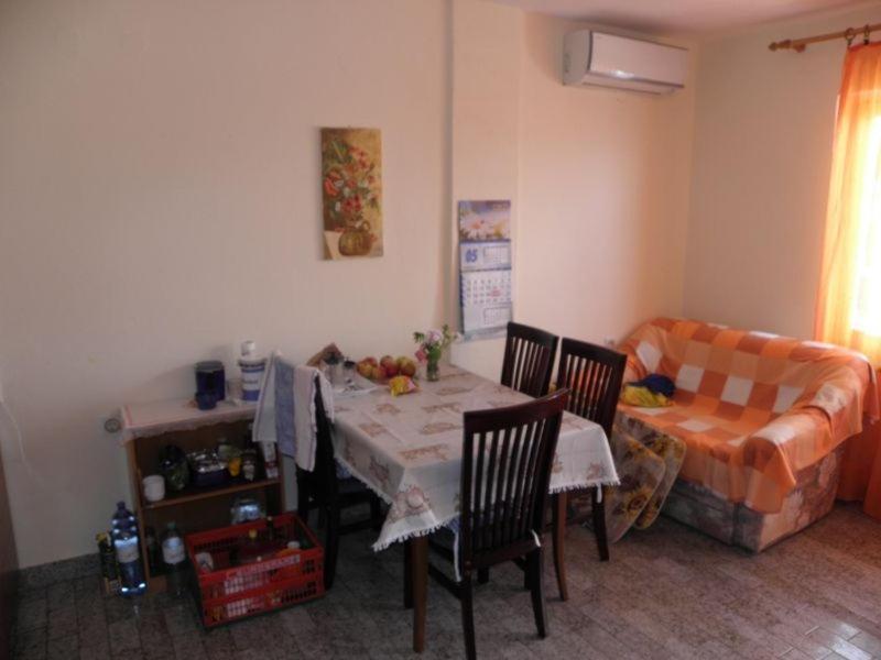 Apartments Milan In Baska Kültér fotó